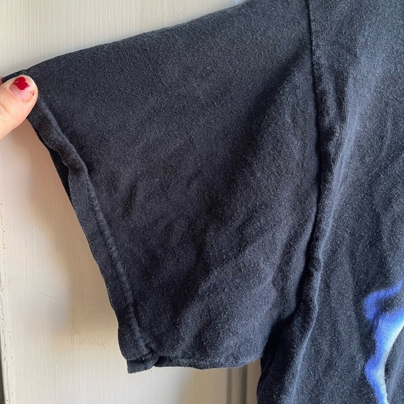 3/$30 BUNDLE SALE!! VTG 2002 Warner Bros Batman Blue Freeze Graphic Tee Large - Picture 3 of 4